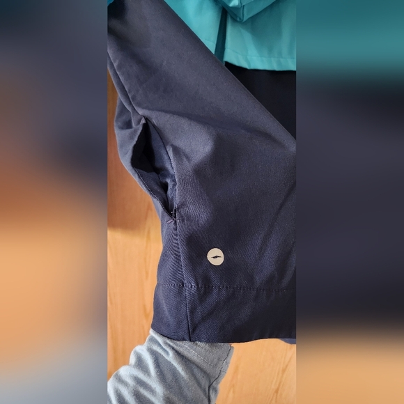 Avia Girls Performance Zip Up Jacket - Picture 5 of 5